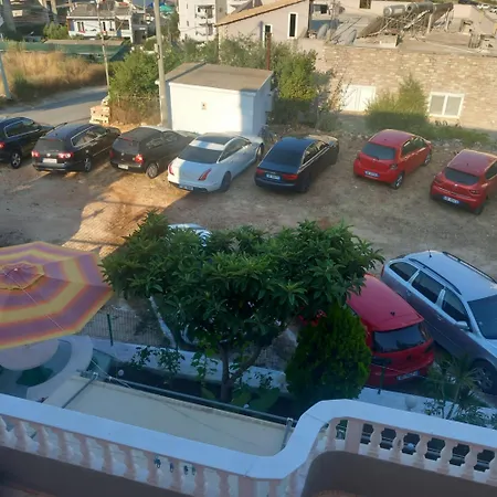 Erjoni Hotel apartamentowy 3*