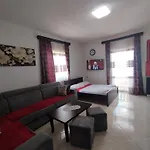 Erjoni Apartahotel 3*