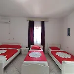 Apartahotel Erjoni